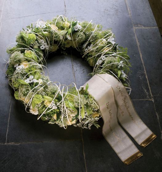 OASIS® Ideal Floral Foam Wreath Ring - 55cm (21.5